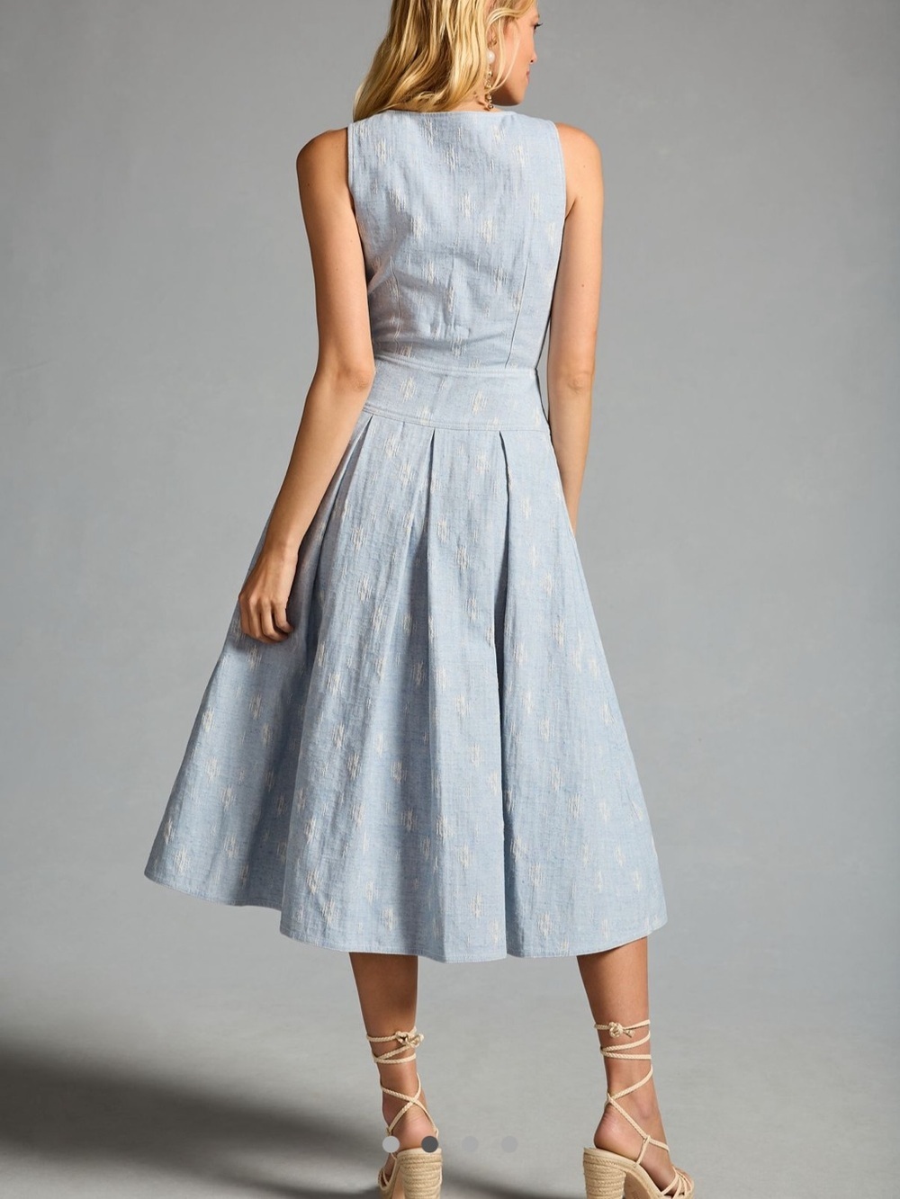 Hunter Bell Button Front Pleated Midi Dress NWOT SZ 10 - Picture 3 of 11